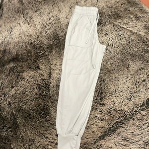 Grey LuLulemon Joggers,Drawstring  waist band, w/pockets